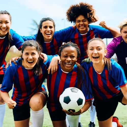 女子サッカー選手の画像